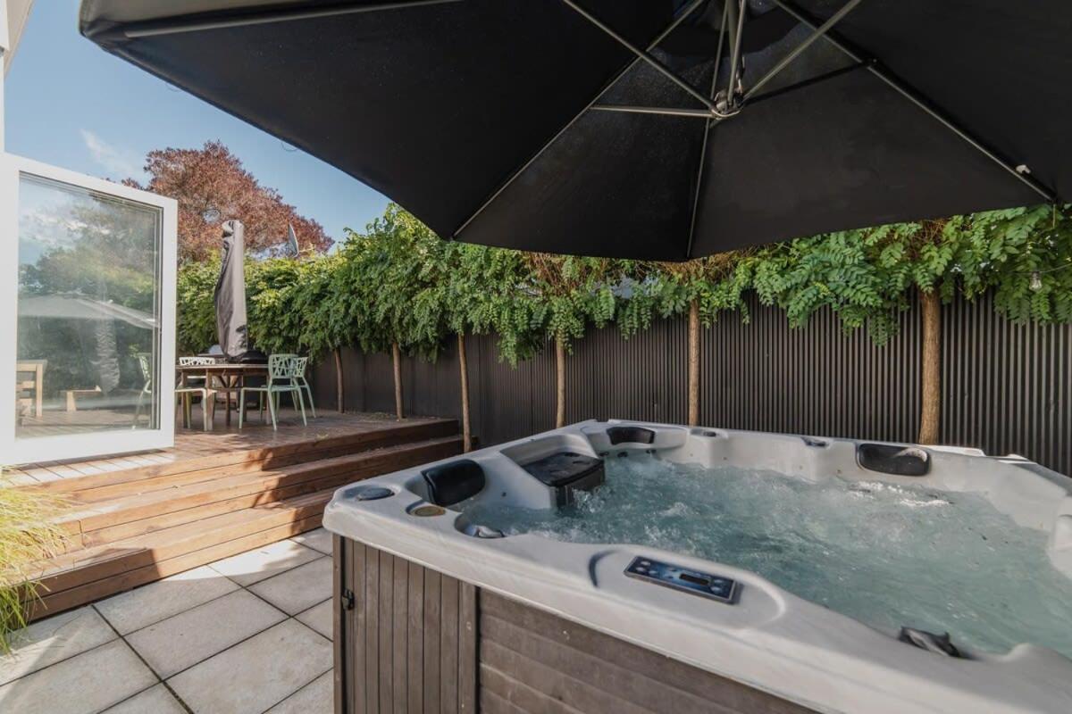 Holiday home Somerfield Statement - Bold 3br House On Barrington *